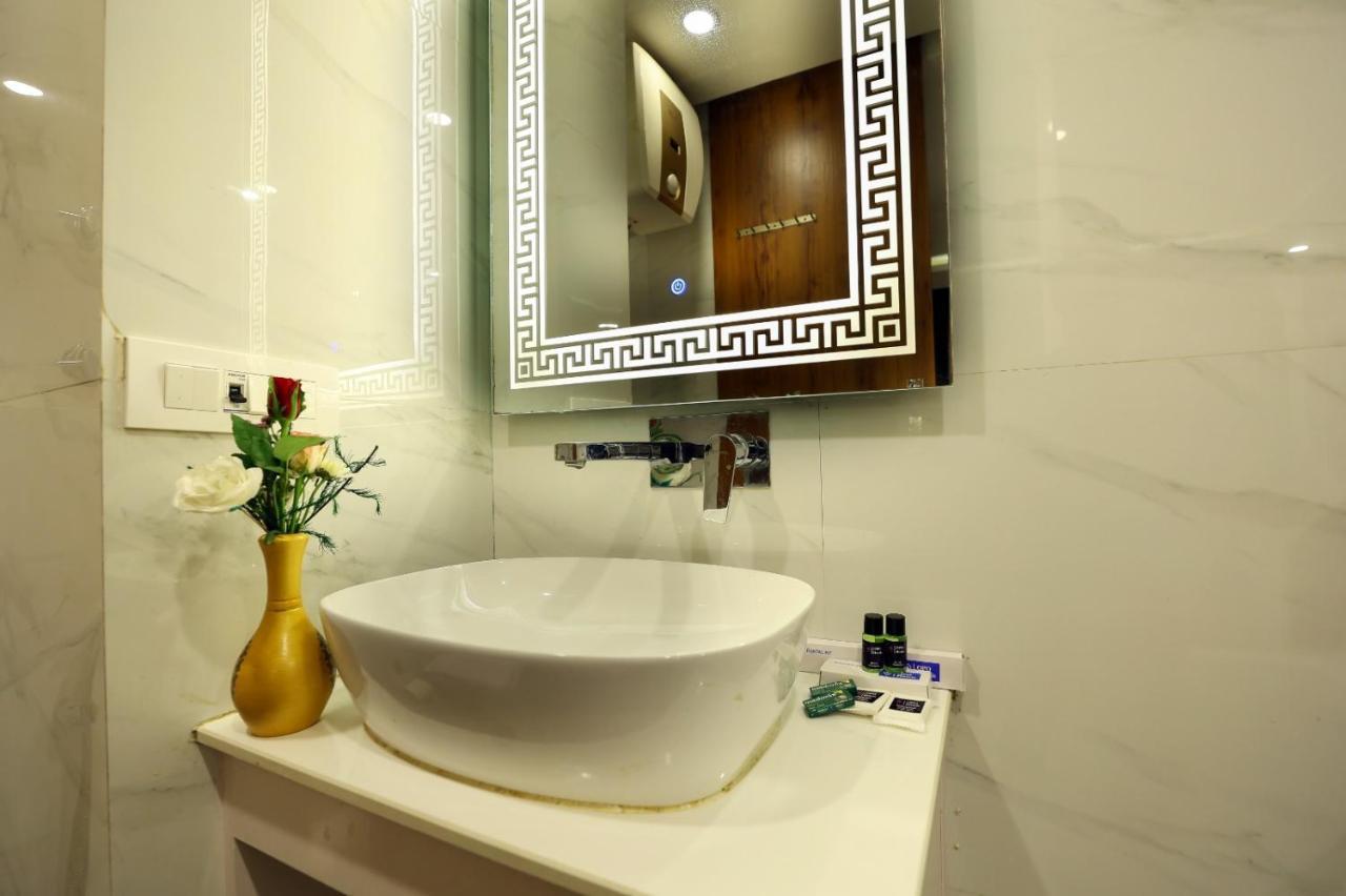 ניו דלהי Hotel Viva Palace By Opo מראה חיצוני תמונה