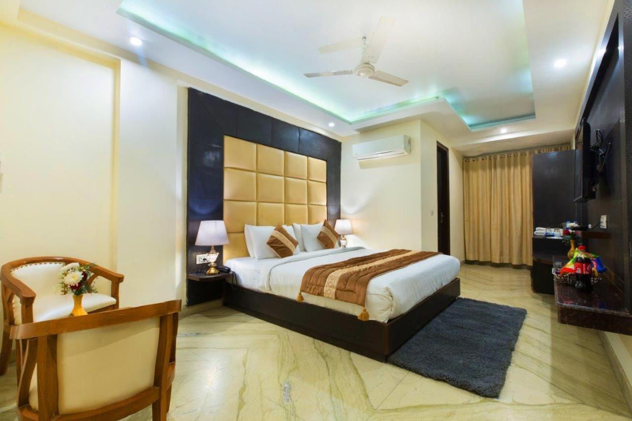 ניו דלהי Hotel Viva Palace By Opo מראה חיצוני תמונה