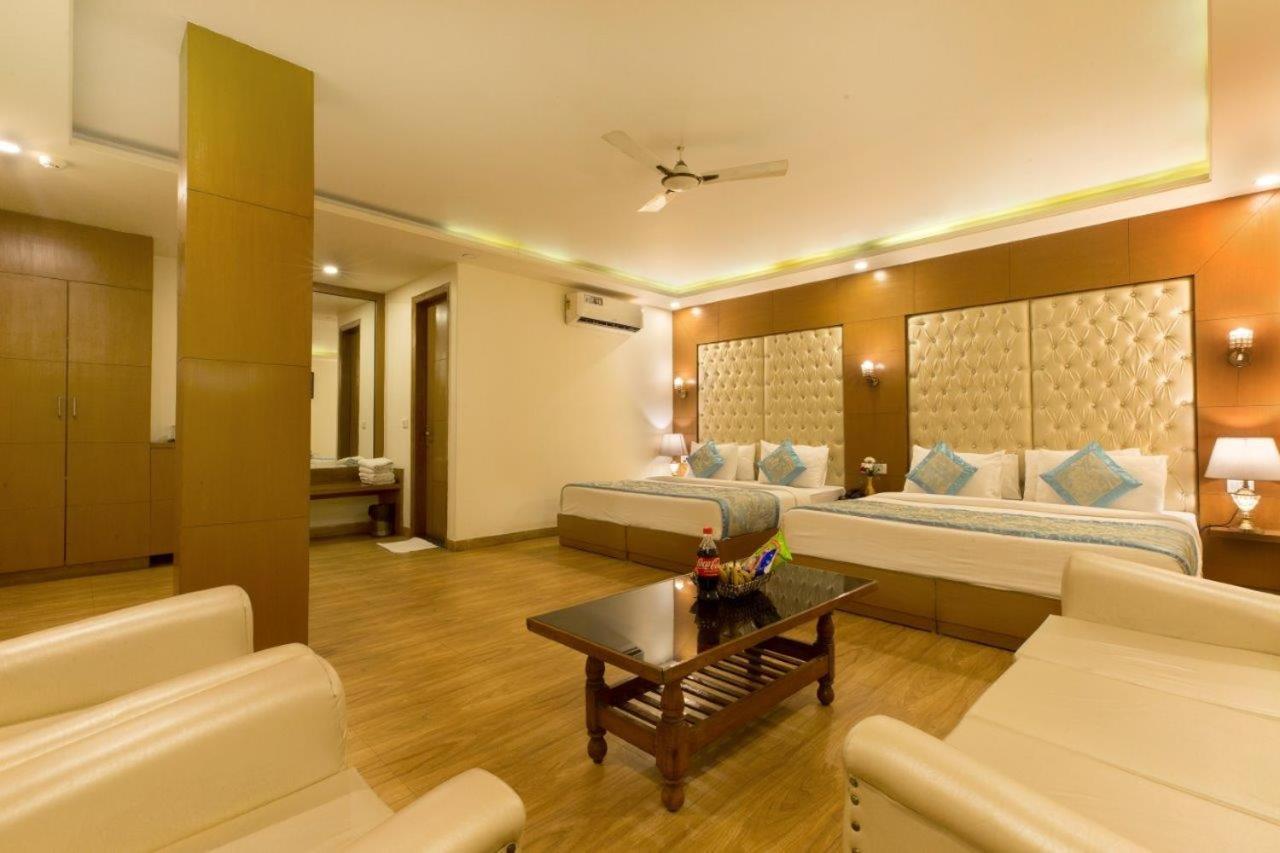 ניו דלהי Hotel Viva Palace By Opo מראה חיצוני תמונה